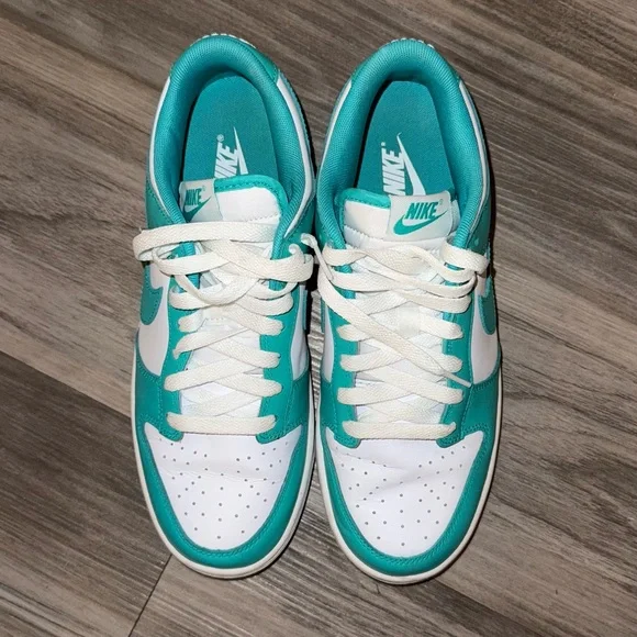 Nike Men’s Low Rise Dunks - Picture 3 of 4